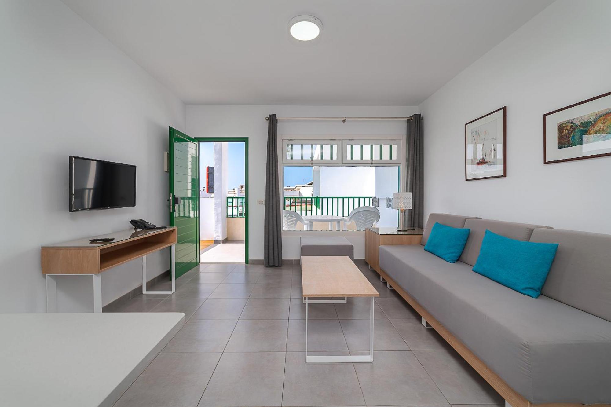 Apartamentos Elena Puerto del Carmen  Exterior foto
