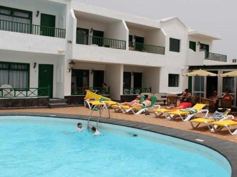 Apartamentos Elena Puerto del Carmen  Exterior foto
